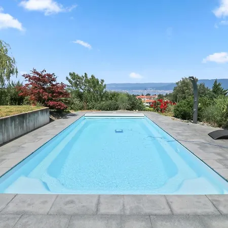 Magnifique Avec Piscine Et Vue Sur Le Lac