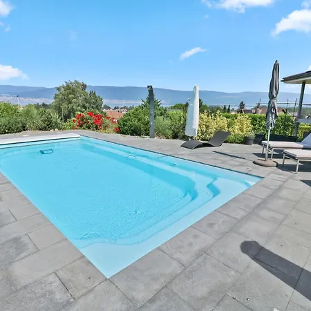 Magnifique Avec Piscine Et Vue Sur Le Lac Villa *